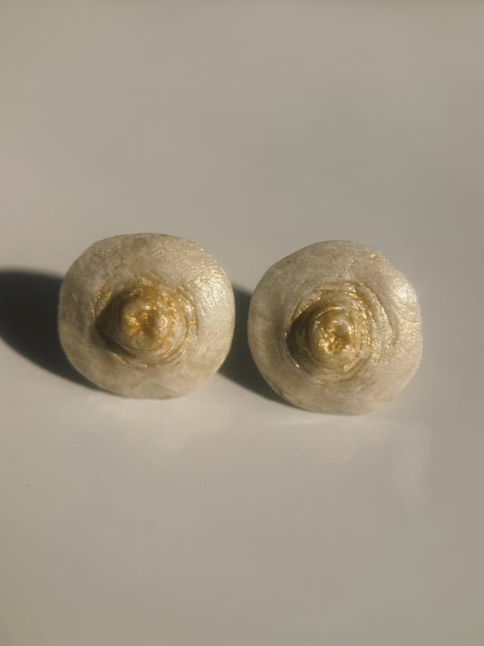 pearly nippies (1 of 1)